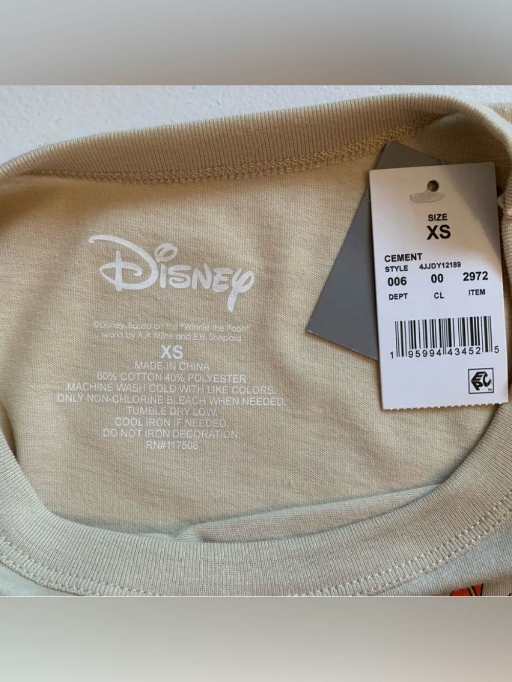 Disney Winnie The Pooh T-Shirt Tan Size XS Short Sleeve Tigger Piglet NWT - Picture 5 of 9